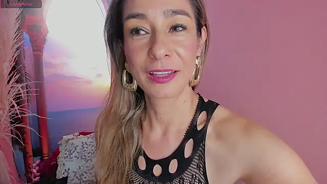 Madam Dalila online show from June 25, 2026, 3:17 pm