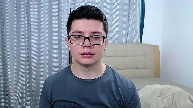 BlackFoXXX69 online show from May 18, 2026, 8:57 pm
