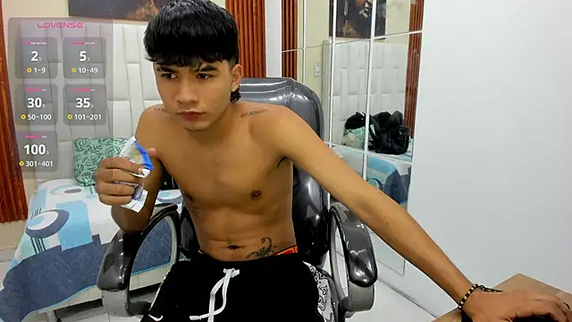 Thiago collinss online show from July 8, 2026, 10:43 pm
