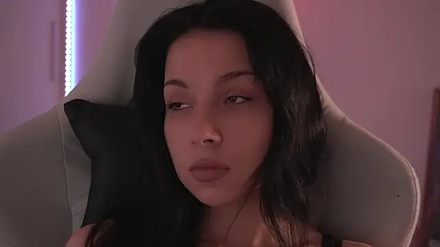 Akaruiiii online show from April 4, 2026, 12:17 am