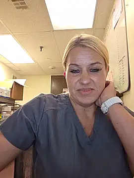 LadyB07 online show from July 1, 2026, 8:09 pm