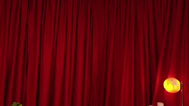 Snapshot of Mia_Benett_ chatting on March 25, 2026, 1:10 pm Mia Benett online show from March 25, 2026, 1:10 pm