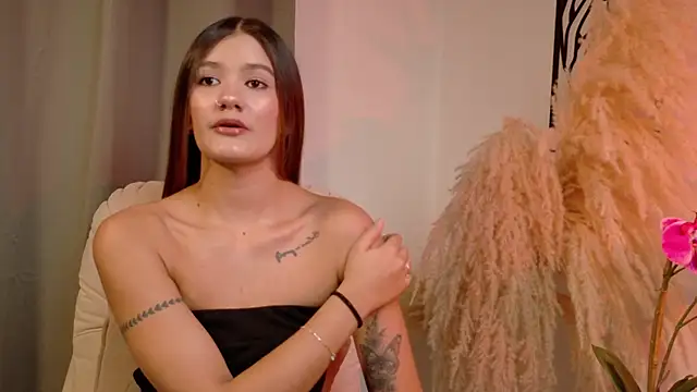 Snapshot of Mia_Benett_ chatting on March 16, 2026, 1:15 pm Mia Benett online show from March 16, 2026, 1:15 pm