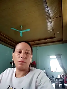 Snapshot of JenyLy68 chatting on March 3, 2026, 9:05 am JenyLy68 online show from March 3, 2026, 9:05 am