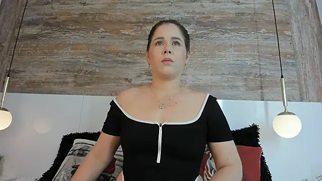Snapshot of Nikol_Lopez_ chatting on May 25, 2026, 11:58 pm Nikol Lopez online show from May 25, 2026, 11:58 pm