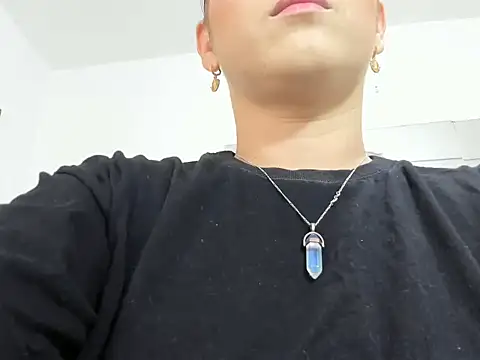 Nikol Lopez  online show from February 28, 2026, 3:28 am