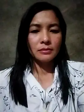 Snapshot of rinrin7700 chatting on February 28, 2026, 12:27 pm rinrin7700 online show from February 28, 2026, 12:27 pm