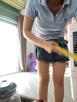 Snapshot of Ivy_Trix2 chatting on April 16, 2026, 8:04 am Ivy Trix2 online show from April 16, 2026, 8:04 am