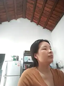 Snapshot of Ivy_Trix2 chatting on March 20, 2026, 2:56 am Ivy Trix2 online show from March 20, 2026, 2:56 am