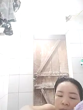 Snapshot of Ivy_Trix2 chatting on April 7, 2026, 2:13 am Ivy Trix2 online show from April 7, 2026, 2:13 am