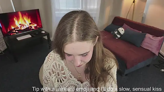 EmilyBlazee online show from March 19, 2026, 2:28 pm