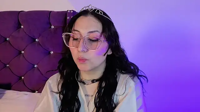 Maddie-LesYoux online show from May 29, 2026, 1:06 pm