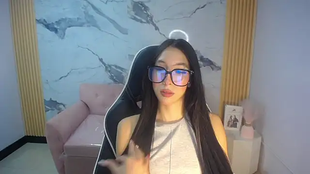 Snapshot of Roma_ch1 chatting on March 7, 2026, 12:54 pm Roma ch1 online show from March 7, 2026, 12:54 pm