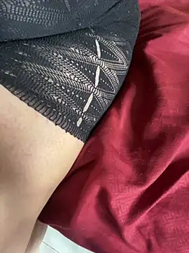 Snapshot of lucihornymilf chatting on February 25, 2026, 3:23 pm lucihornymilf online show from February 25, 2026, 3:23 pm