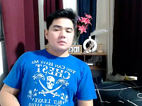 Bigdaddybear888 online show from May 15, 2026, 4:49 pm