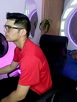 Snapshot of ritzabeth_daniel chatting on March 22, 2026, 2:37 am ritzabeth daniel online show from March 22, 2026, 2:37 am