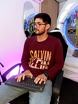 Snapshot of ritzabeth_daniel chatting on April 16, 2026, 2:56 am ritzabeth daniel online show from April 16, 2026, 2:56 am