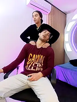 Snapshot of ritzabeth_daniel chatting on March 29, 2026, 2:13 am ritzabeth daniel online show from March 29, 2026, 2:13 am