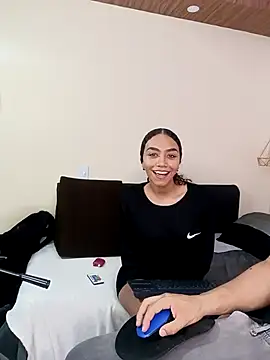 Snapshot of ritzabeth_daniel chatting on March 16, 2026, 8:22 pm ritzabeth daniel online show from March 16, 2026, 8:22 pm