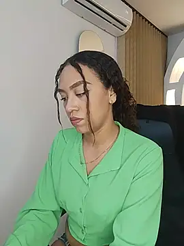 ritzabeth daniel online show from July 25, 2026, 2:52 am