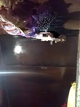 Snapshot of smsma2000 chatting on April 16, 2026, 9:39 pm smsma2000 online show from April 16, 2026, 9:39 pm