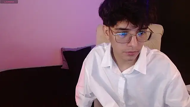 noah millerx online show from July 21, 2026, 10:22 pm
