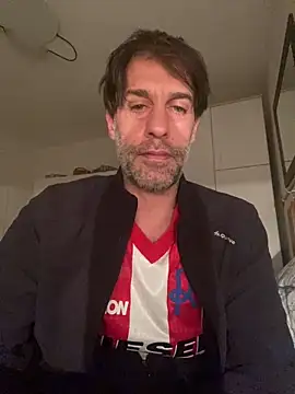 Alessandro7979 online show from March 26, 2026, 11:46 pm