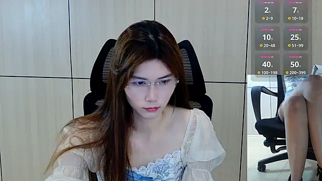zhen-68 online show from July 28, 2026, 2:08 am