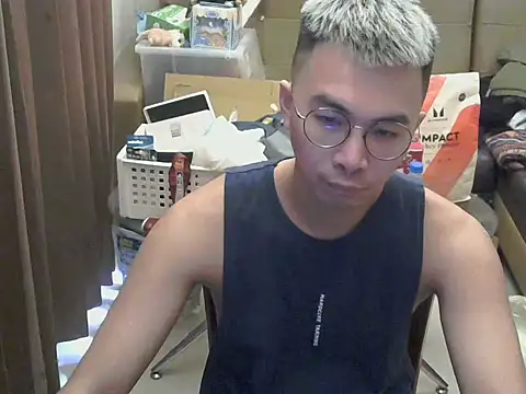 silverwolfwoof online show from April 5, 2026, 5:36 am