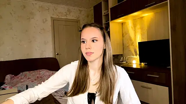 Snapshot of PrettyReal chatting on February 28, 2026, 8:03 am PrettyReal online show from February 28, 2026, 8:03 am