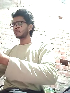 Snapshot of CoralN chatting on March 6, 2026, 1:55 am CoralN online show from March 6, 2026, 1:55 am