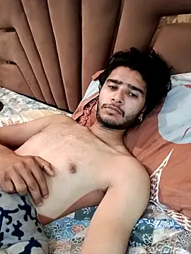 Snapshot of CoralN chatting on March 7, 2026, 10:37 pm CoralN online show from March 7, 2026, 10:37 pm