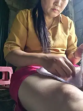 Snapshot of phay79 chatting on May 23, 2026, 2:32 am phay79 online show from May 23, 2026, 2:32 am