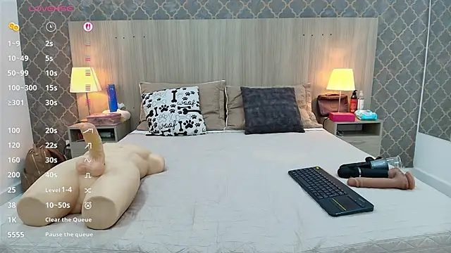 martina ayala online show from July 28, 2026, 12:48 pm