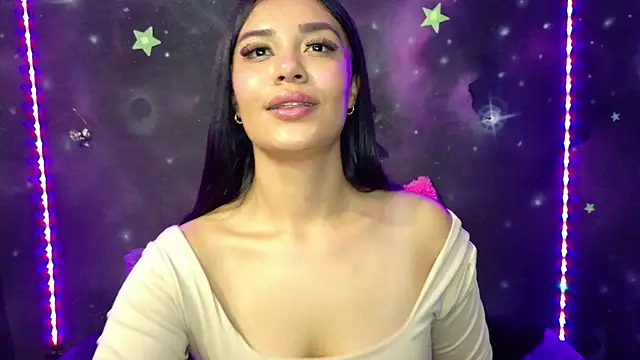 ValentinaRojass  online show from May 30, 2026, 4:01 pm