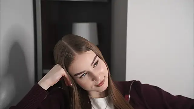 Snapshot of CindaMartins chatting on March 4, 2026, 9:28 am CindaMartins online show from March 4, 2026, 9:28 am