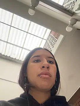 LilyRossi  online show from May 23, 2026, 12:15 pm
