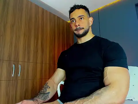 massimo visconti online show from March 9, 2026, 3:48 pm