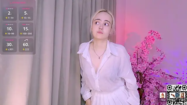 Bambi Bloom online show from April 11, 2026, 5:26 am