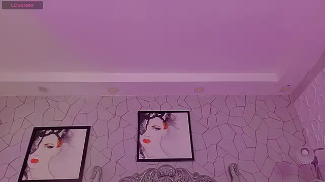 Genesisraydenx online show from May 30, 2026, 8:14 pm