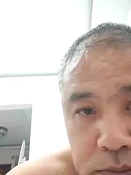 Snapshot of wanggang880903 chatting on May 2, 2026, 6:35 pm wanggang880903 online show from May 2, 2026, 6:35 pm