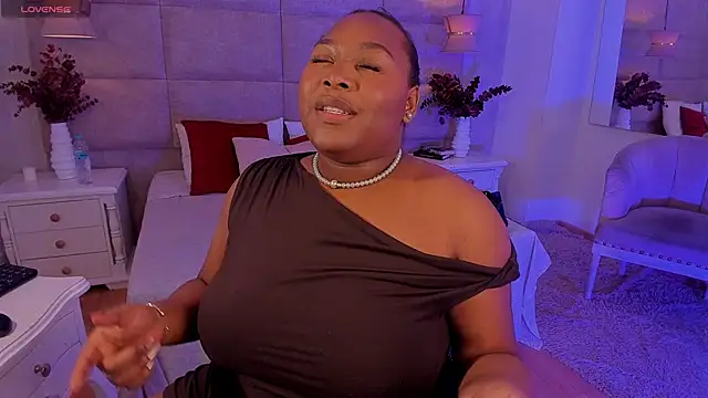 DestinyTornn online show from June 18, 2026, 3:05 am