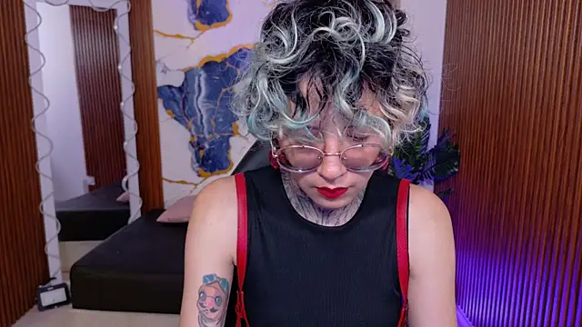 Lyra tay online show from July 26, 2026, 1:40 pm