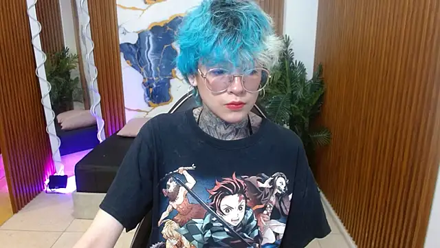 Lyra tay online show from April 23, 2026, 7:04 pm