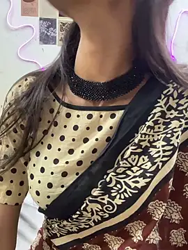 Zoiii   online show from April 8, 2026, 3:46 pm