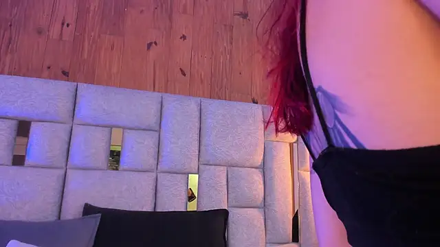 Snapshot of camilaa_smith_ chatting on July 26, 2026, 8:27 pm camilaa smith online show from July 26, 2026, 8:27 pm
