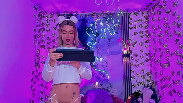 Roxy alexa online show from July 15, 2026, 3:13 am