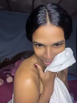 FlorSalvaje  online show from June 5, 2026, 12:15 am