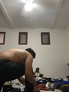 Snapshot of Janlop10 chatting on February 27, 2026, 12:11 am Janlop10 online show from February 27, 2026, 12:11 am