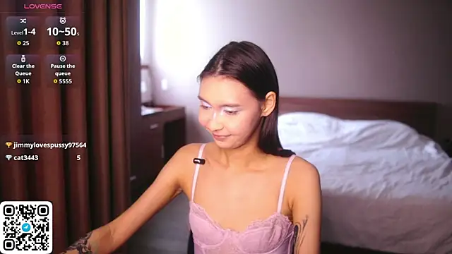 amy peachy online show from July 9, 2026, 4:35 am